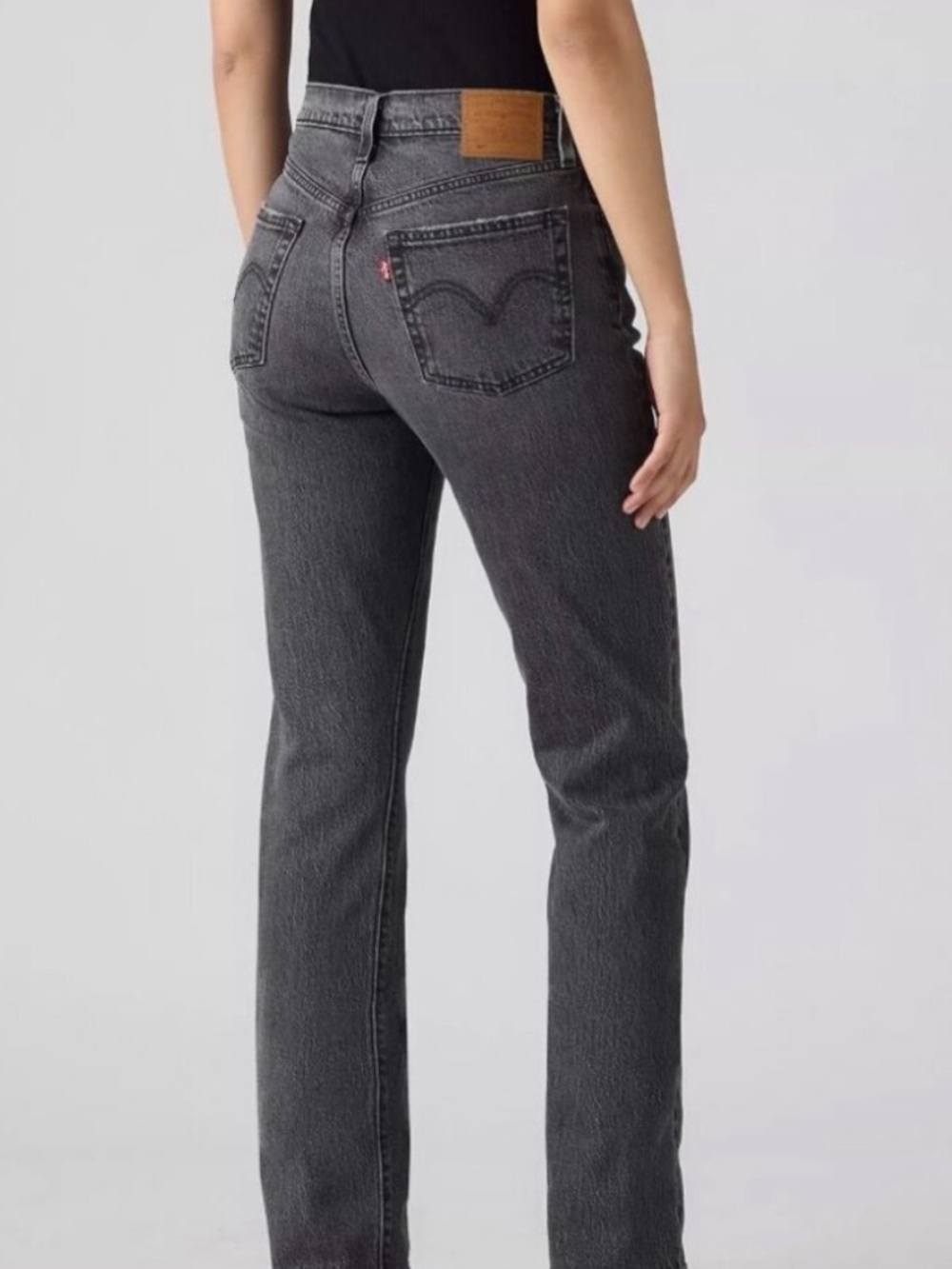 Levi’s 501 27x30 High-Rise Women's Jeans in Washed Black